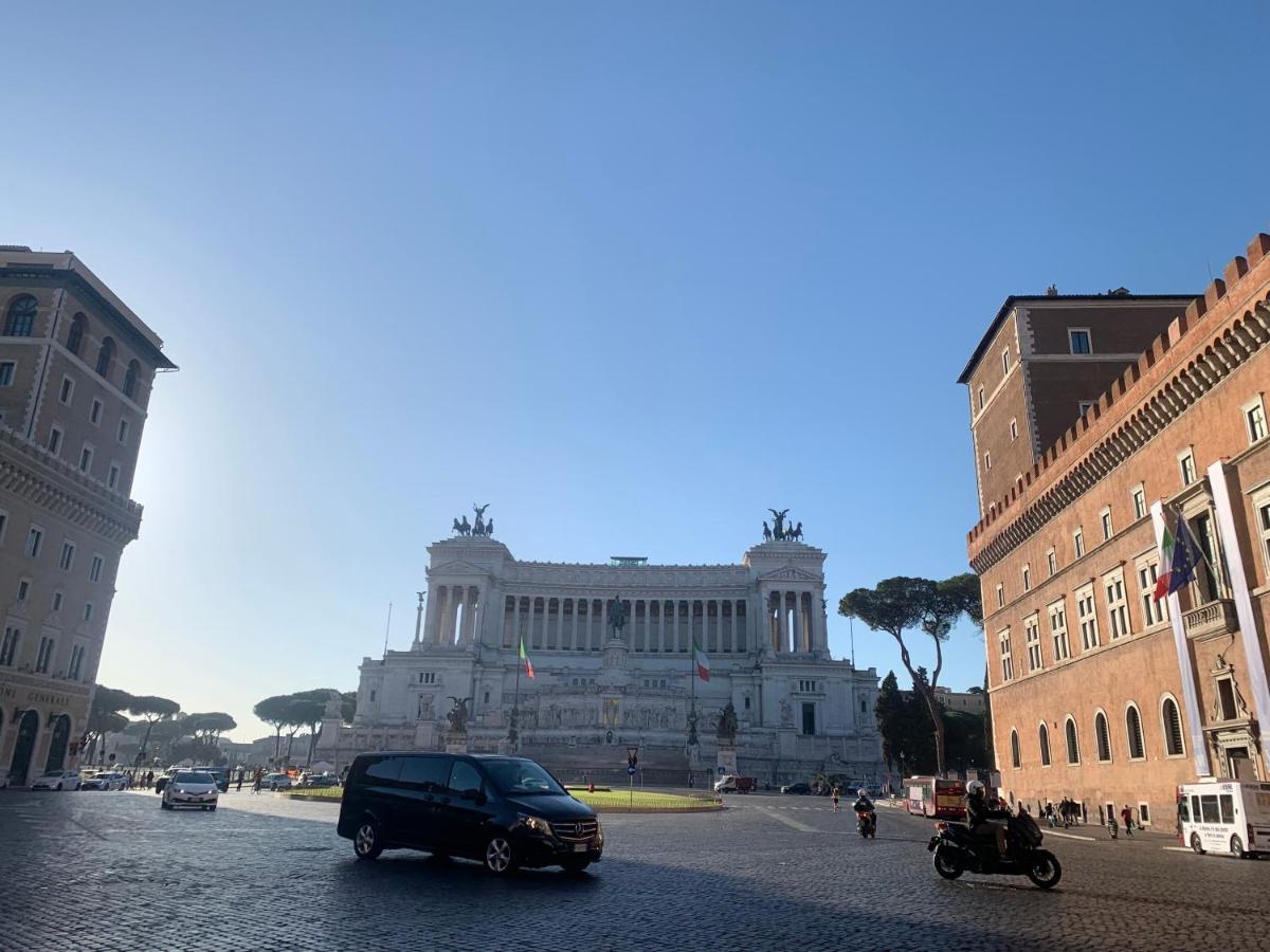 Appartamento Nel Centro Storico. Rome Exterior photo